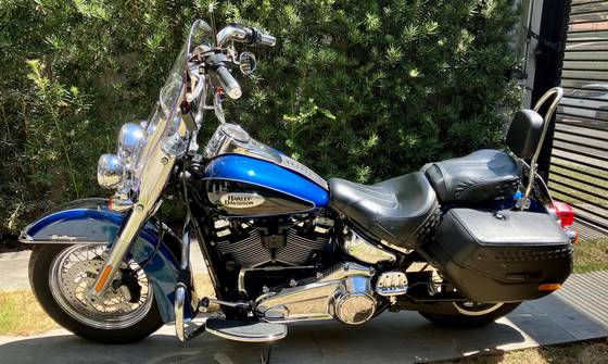 HARLEY-DAVIDSON SOFTAIL HERITAGE CLASSIC 114 
